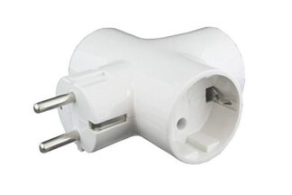 Adaptador triple Schuko