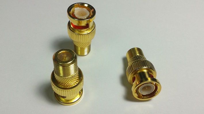 Adaptador BNC 'DORADO' macho-F Hembra - Imagen 2