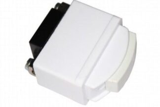 Conmutador 6A/250V 37x32x18mm de Solera