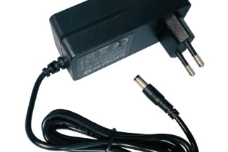 Alimentador Cargador 24V 1,5A 36W – Clavija 5,5 x 2,1 / 2,5 mm