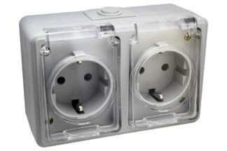 Base Schuko estanca transparente con tapa autocierre de protección