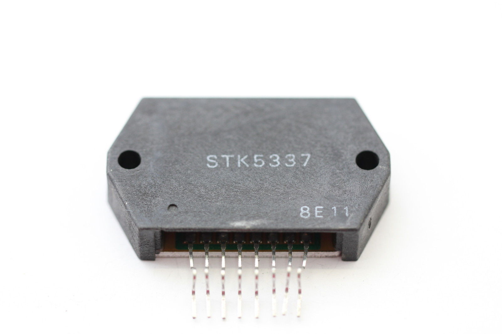 STK5337 – Circuito Integrado Híbrido