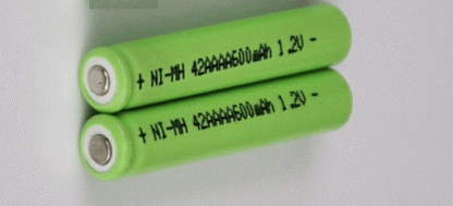 Bateria AAAA 1,2V/600mAh NiMH Recargable Ø8,4x41mm "+" Plano