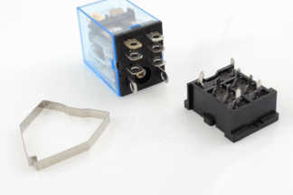 Relé 220Vac 10A/250V 2ctos, 2+6pin, LY2N-J + Zócalo PCB + Clip