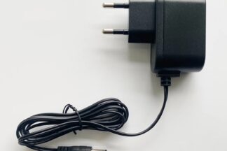 Alimentador 12V/1A 12W Conector 5,5x2,1/2,5mm Cable 1,5m