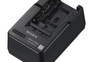 Cargador SONY BC-QM1 para Cyber-shot, Handycam y Alpha