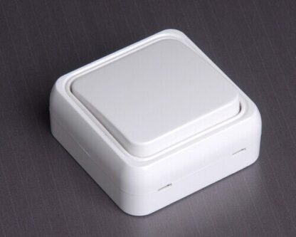Interruptor Conmutador Superficie 80x80x20mm 10A/250V - Imagen 3