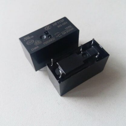 Relé 12Vdc, 12A/250V, SPDT, 2+3 Pin, Paso 3.5mm HF115F/012